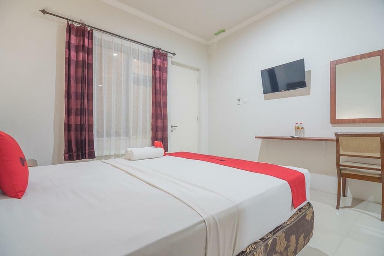 Reddoorz Near Alun Alun Subang Ξενοδοχείο Εξωτερικό φωτογραφία