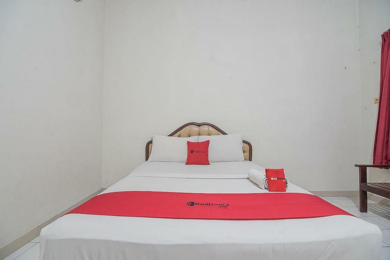 Reddoorz Near Alun Alun Subang Ξενοδοχείο Εξωτερικό φωτογραφία