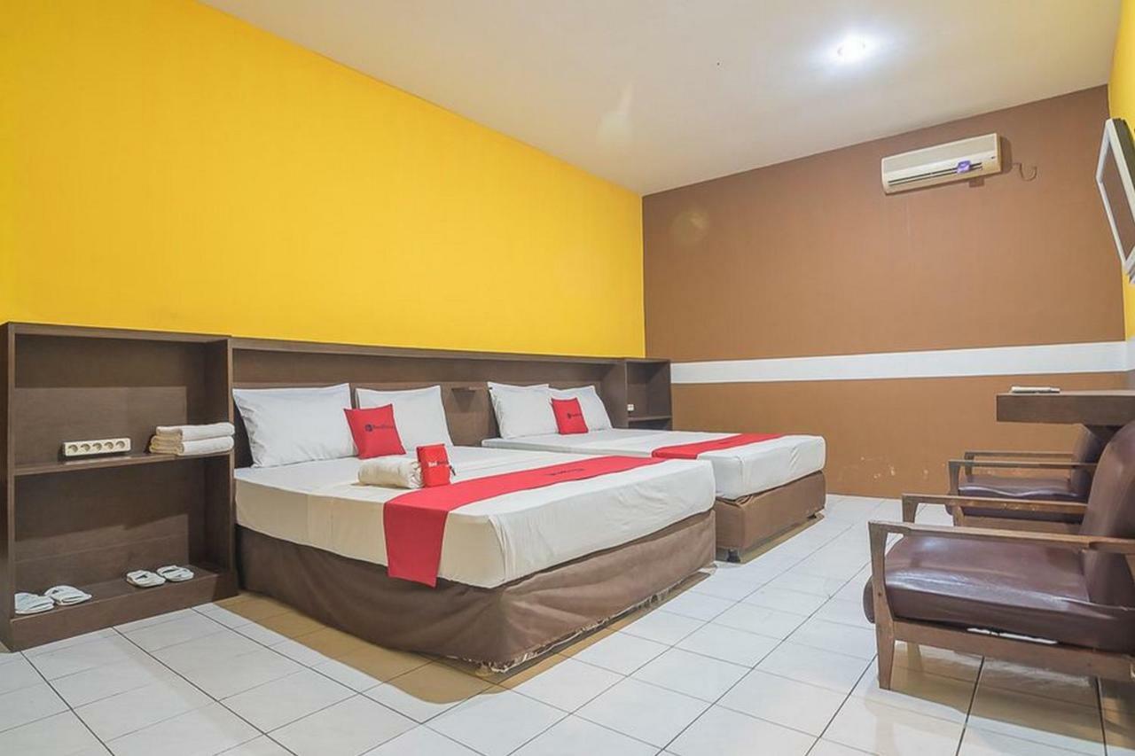 Reddoorz Near Alun Alun Subang Ξενοδοχείο Εξωτερικό φωτογραφία