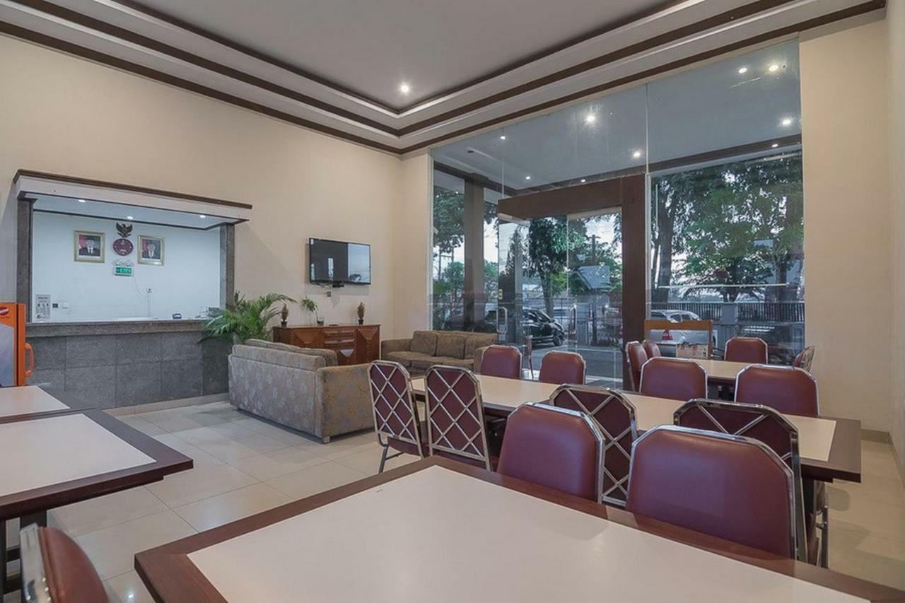 Reddoorz Near Alun Alun Subang Ξενοδοχείο Εξωτερικό φωτογραφία