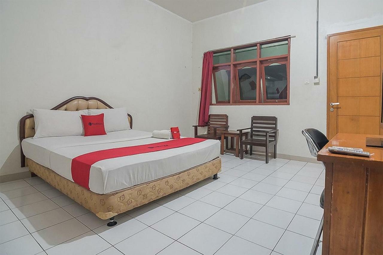 Reddoorz Near Alun Alun Subang Ξενοδοχείο Εξωτερικό φωτογραφία