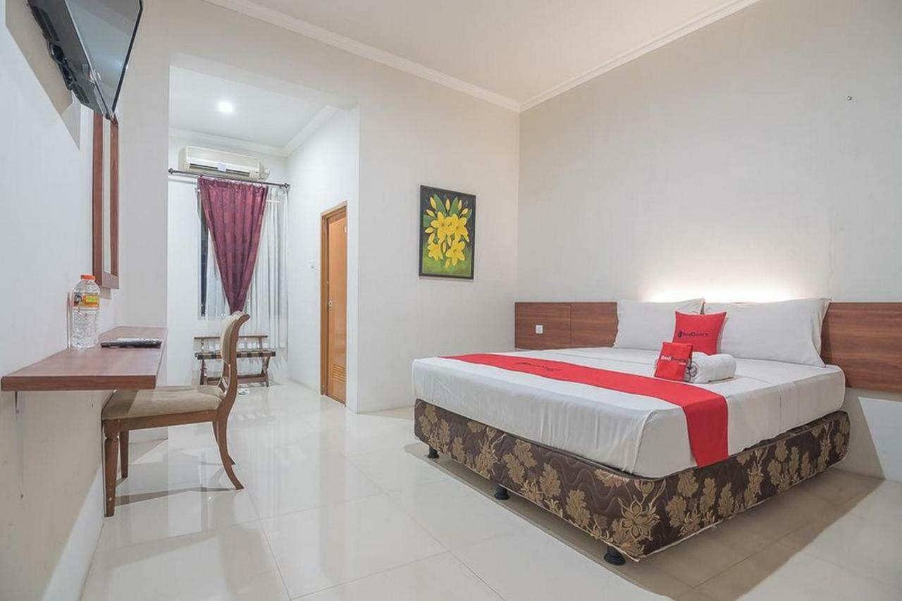 Reddoorz Near Alun Alun Subang Ξενοδοχείο Εξωτερικό φωτογραφία
